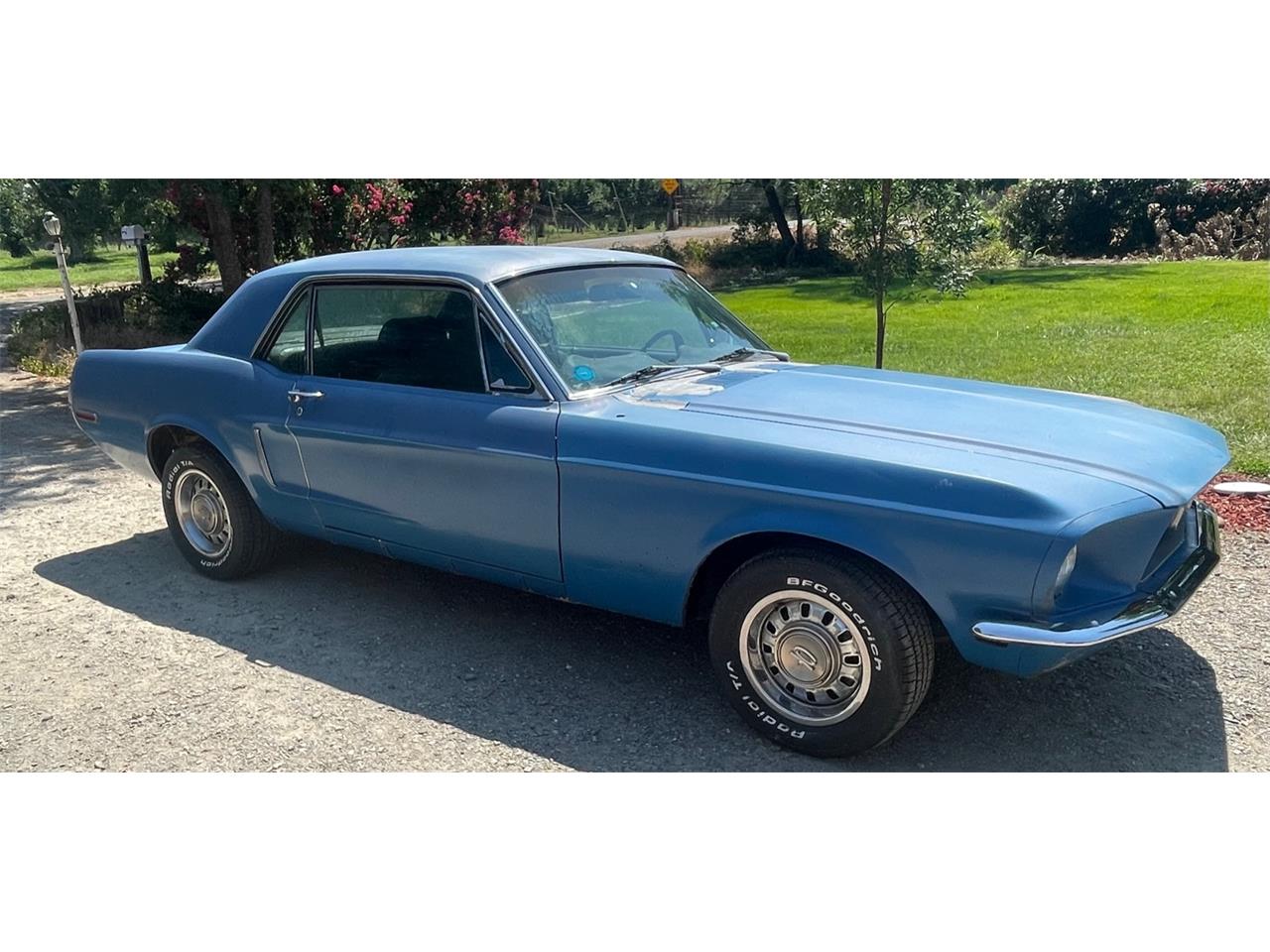 Ford-Mustang-1968-Blue-Black-4