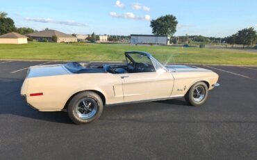 Ford-Mustang-1968-Convertible-3