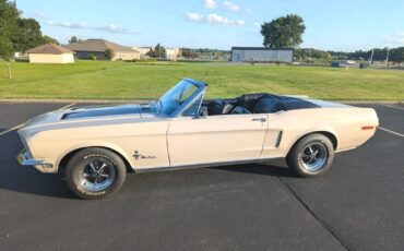 Ford-Mustang-1968-Convertible