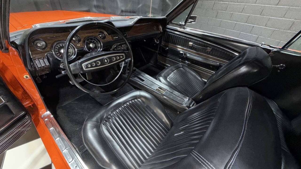 Ford-Mustang-1968-Coupe-1