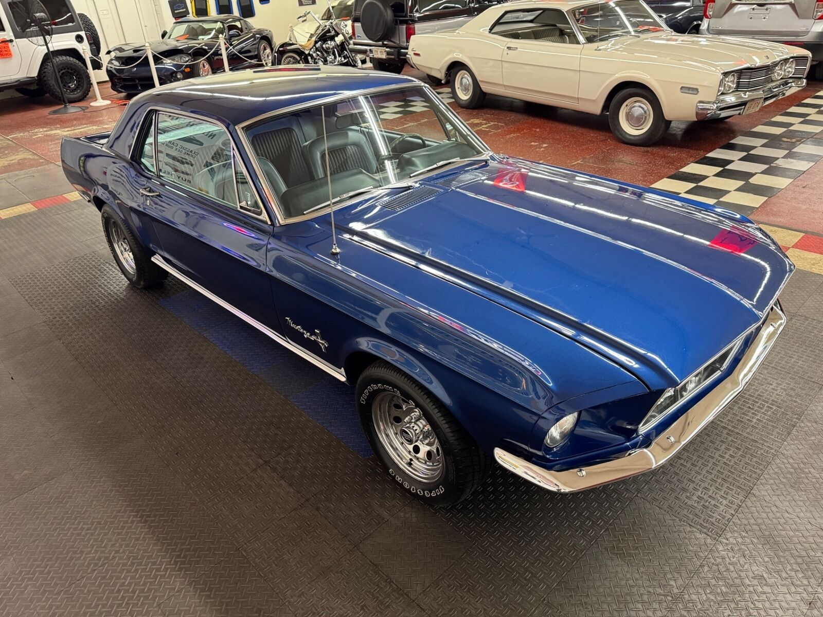 Ford-Mustang-1968-Coupe-28