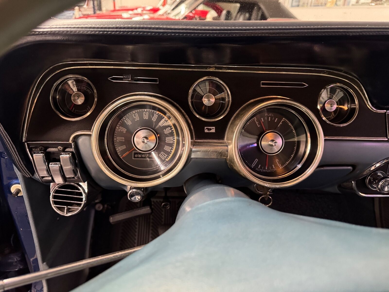 Ford-Mustang-1968-Coupe-31