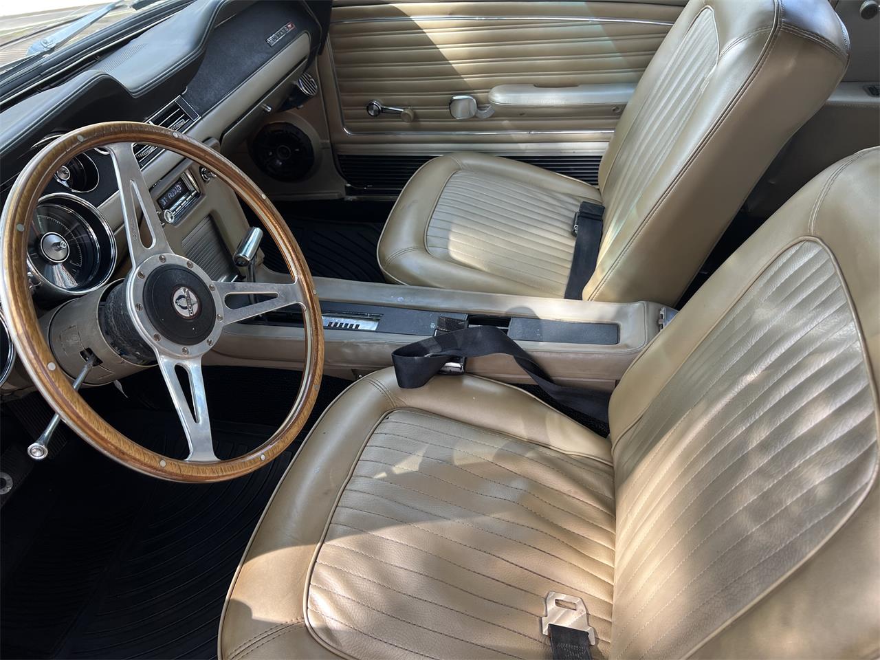 Ford-Mustang-1968-GOLD-GOLD-17