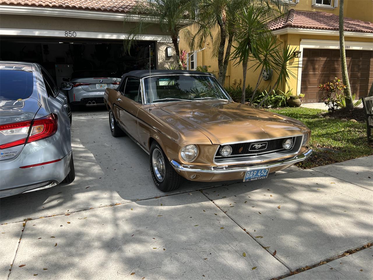 Ford-Mustang-1968-GOLD-GOLD-7