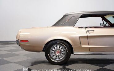 Ford-Mustang-1968-Gold-Dark-Red-27