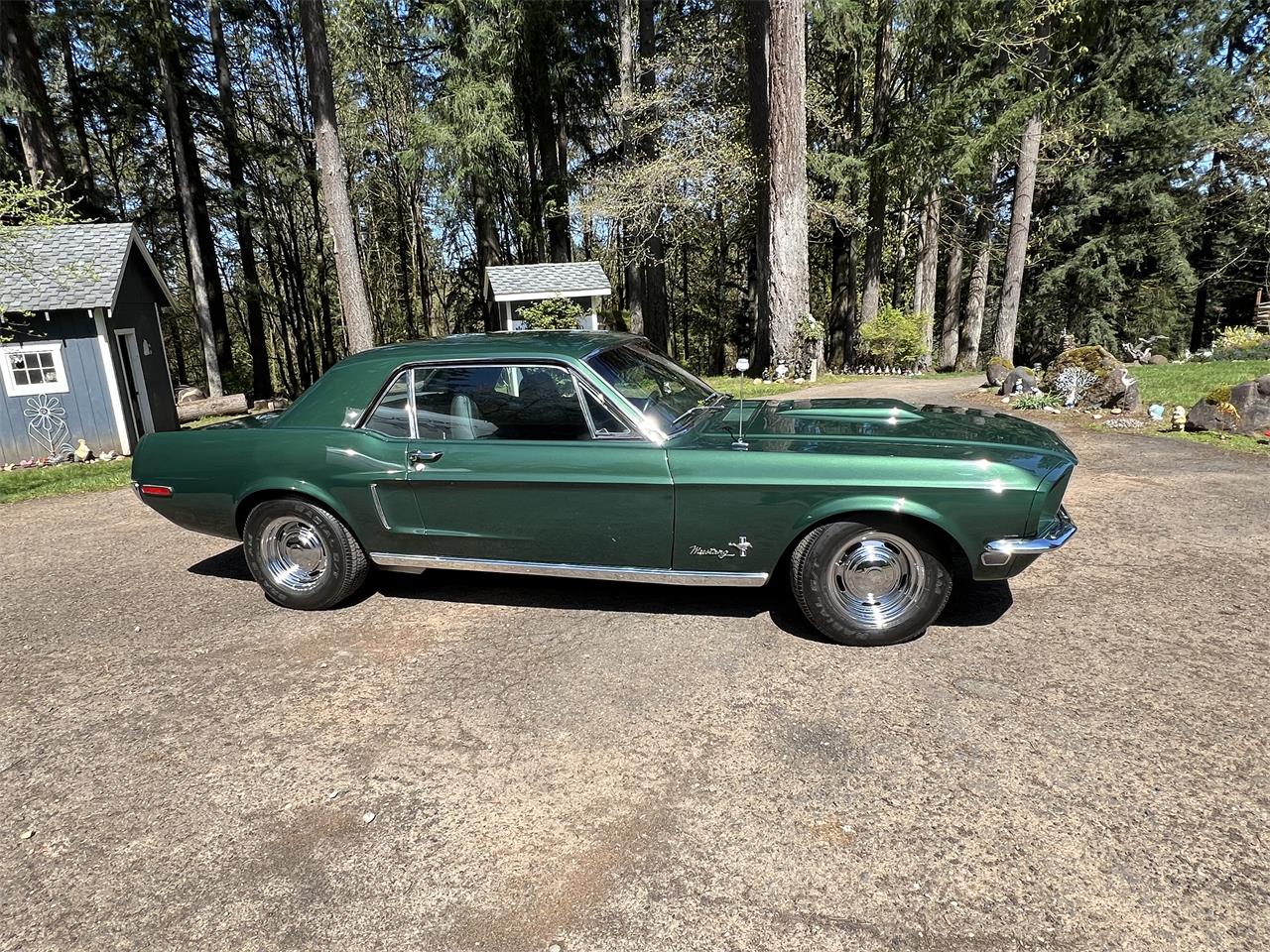 Ford-Mustang-1968-Green-Black-11