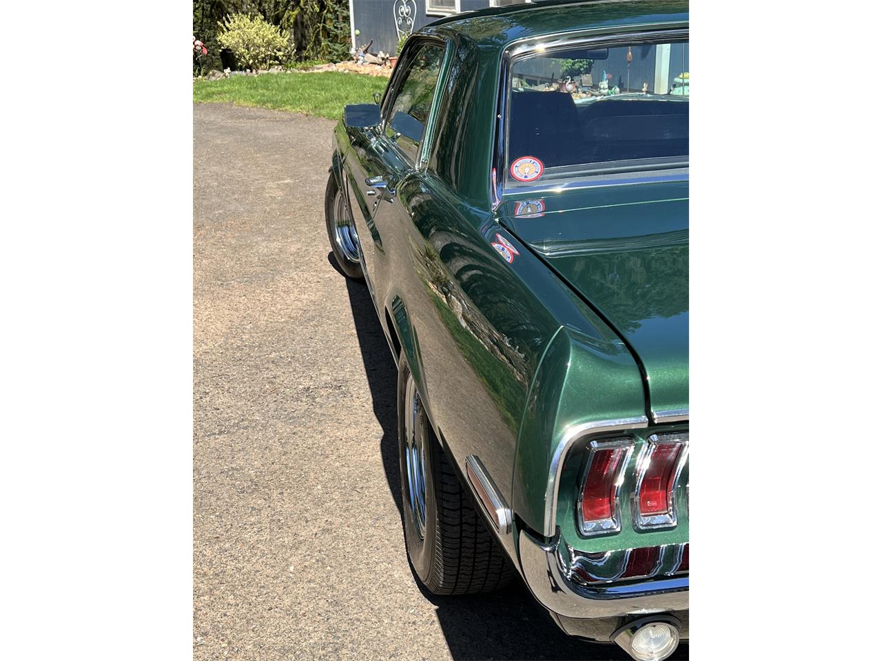 Ford-Mustang-1968-Green-Black-3