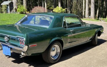 Ford-Mustang-1968-Green-Black
