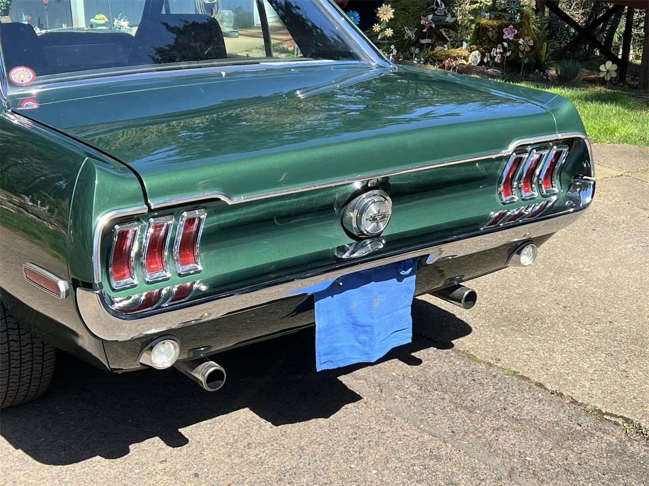 Ford-Mustang-1968-Green-Black-4