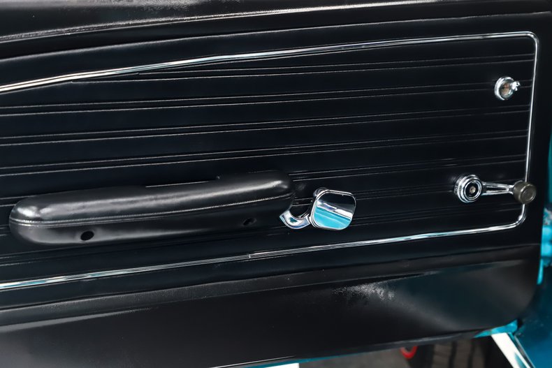 Ford-Mustang-1968-Gulf-Stream-Aqua-Black-11