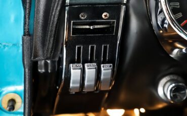 Ford-Mustang-1968-Gulf-Stream-Aqua-Black-27