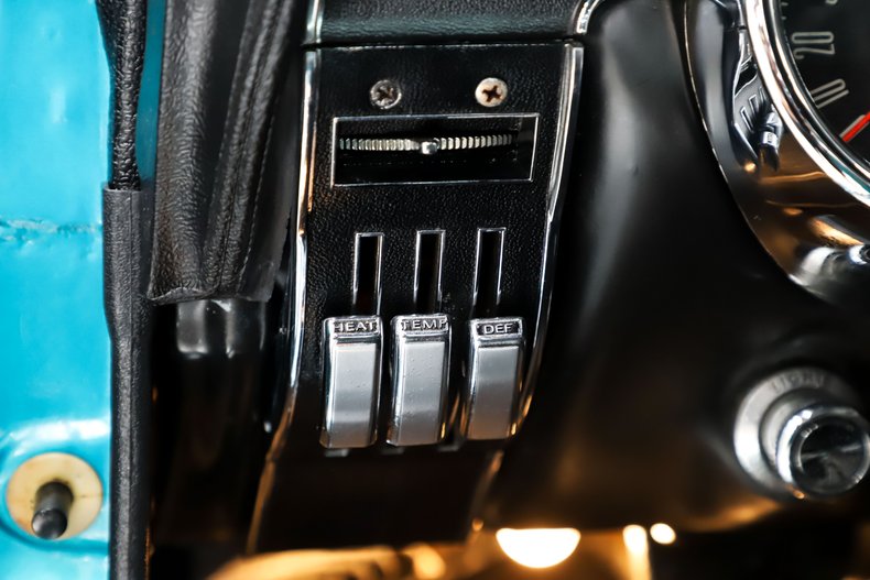 Ford-Mustang-1968-Gulf-Stream-Aqua-Black-27