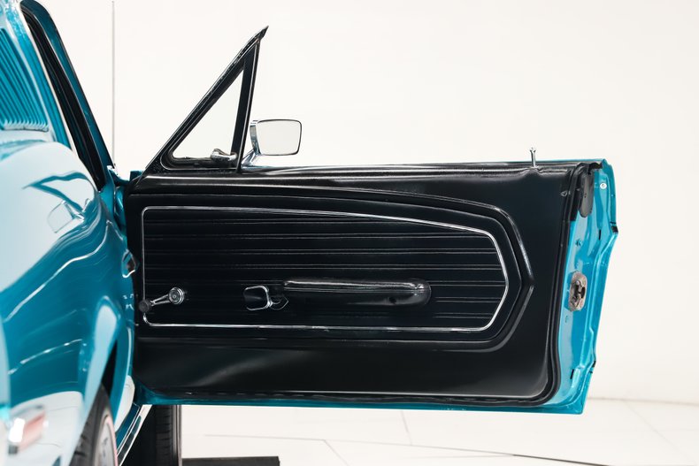 Ford-Mustang-1968-Gulf-Stream-Aqua-Black-31