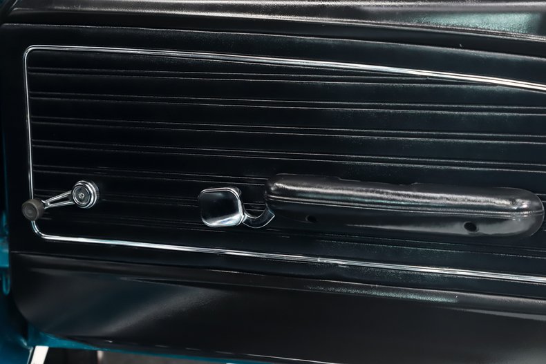 Ford-Mustang-1968-Gulf-Stream-Aqua-Black-32