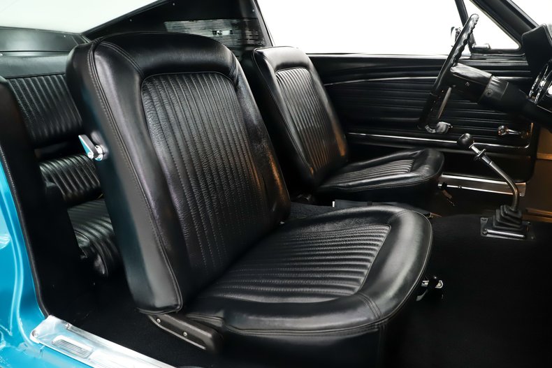 Ford-Mustang-1968-Gulf-Stream-Aqua-Black-35