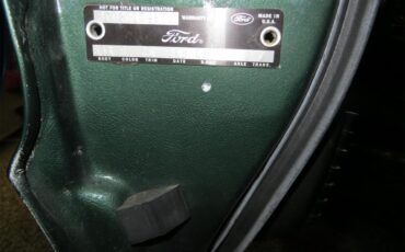 Ford-Mustang-1968-Highland-Green-Black-5