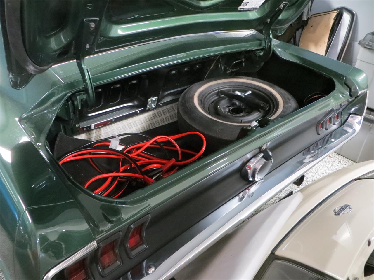 Ford-Mustang-1968-Highland-Green-Black-7