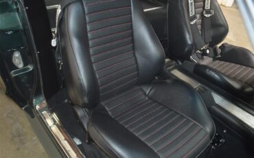 Ford-Mustang-1968-METALIC-GREEN-BLACKRED-STICHING-35