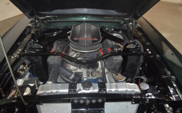 Ford-Mustang-1968-METALIC-GREEN-BLACKRED-STICHING-40
