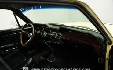 Ford-Mustang-1968-Meadowlark-Yellow-Black-11