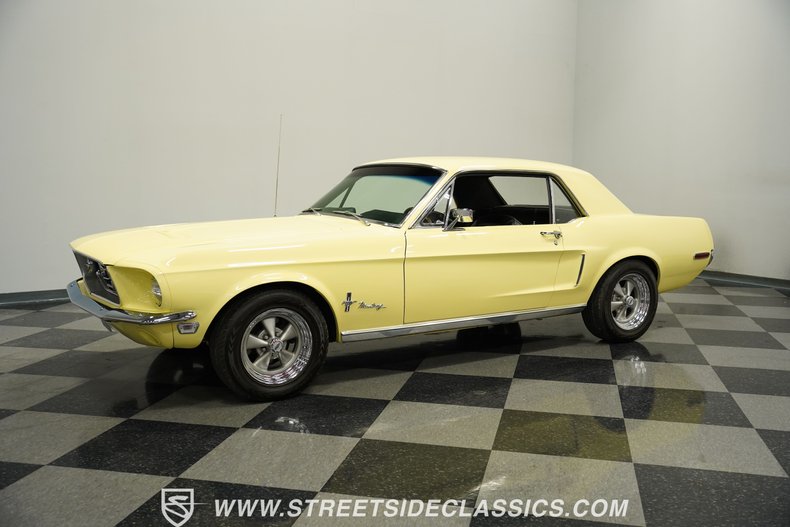 Ford-Mustang-1968-Meadowlark-Yellow-Black-14