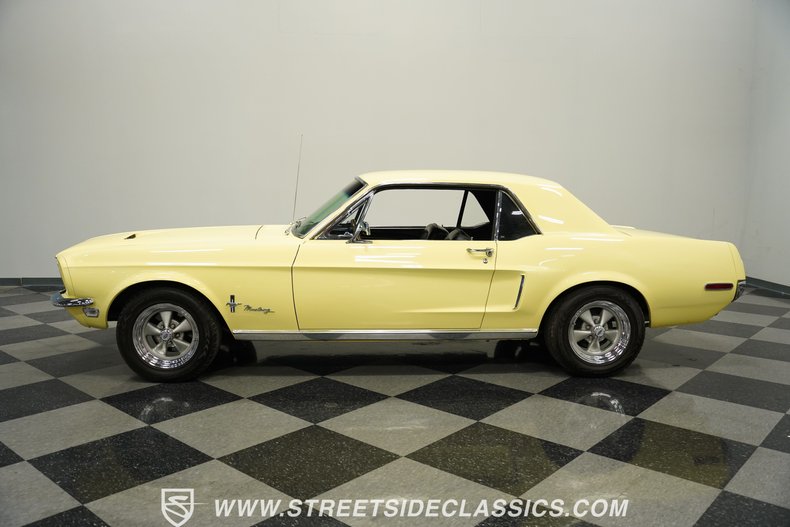 Ford-Mustang-1968-Meadowlark-Yellow-Black-15