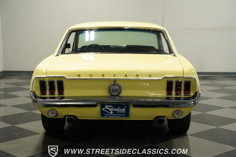Ford-Mustang-1968-Meadowlark-Yellow-Black-20