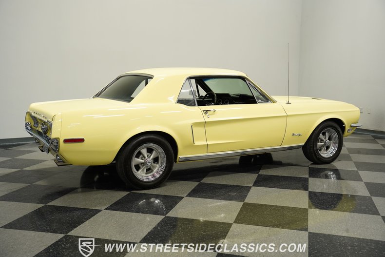 Ford-Mustang-1968-Meadowlark-Yellow-Black-23