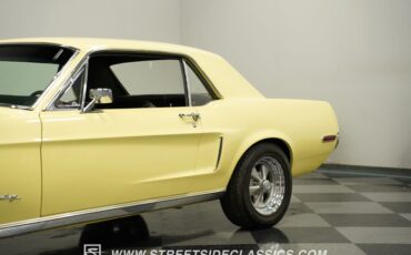 Ford-Mustang-1968-Meadowlark-Yellow-Black-29