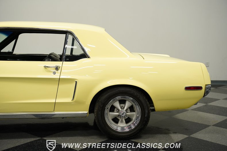 Ford-Mustang-1968-Meadowlark-Yellow-Black-31
