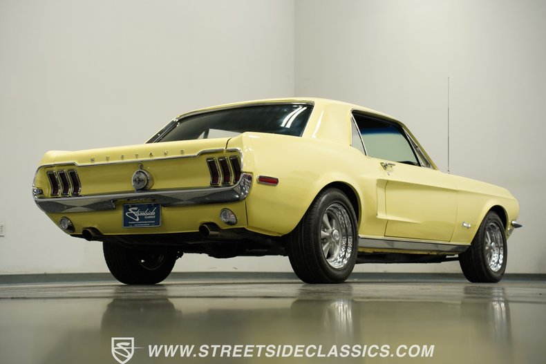 Ford-Mustang-1968-Meadowlark-Yellow-Black-34