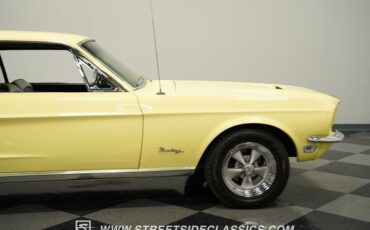 Ford-Mustang-1968-Meadowlark-Yellow-Black-37