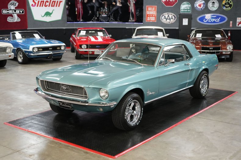 Ford-Mustang-1968-Teal-Teal-10