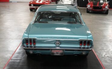 Ford-Mustang-1968-Teal-Teal-13