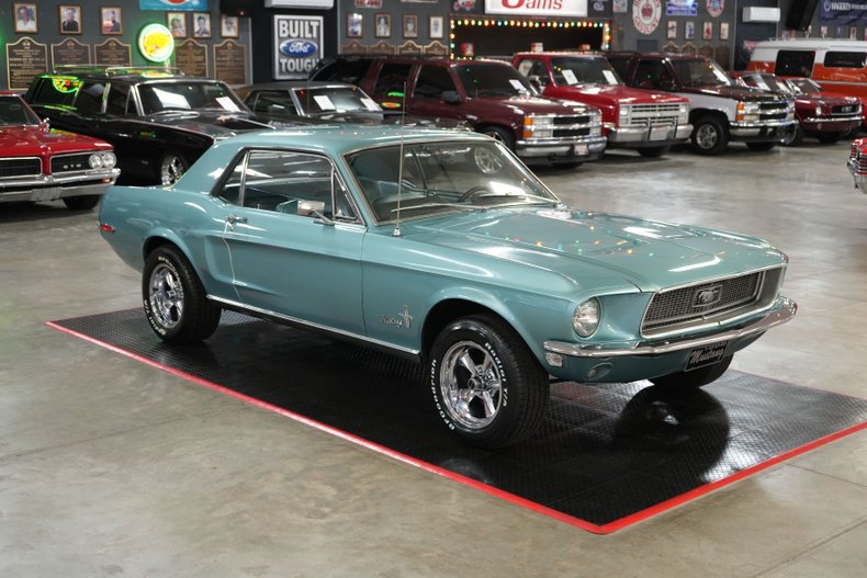 Ford-Mustang-1968-Teal-Teal-16