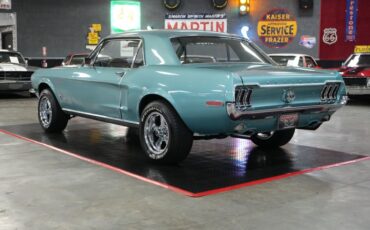Ford-Mustang-1968-Teal-Teal-20