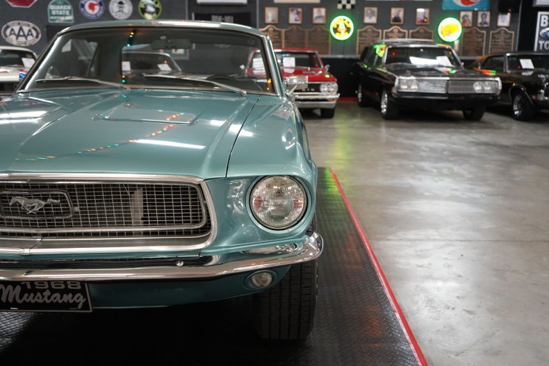 Ford-Mustang-1968-Teal-Teal-27