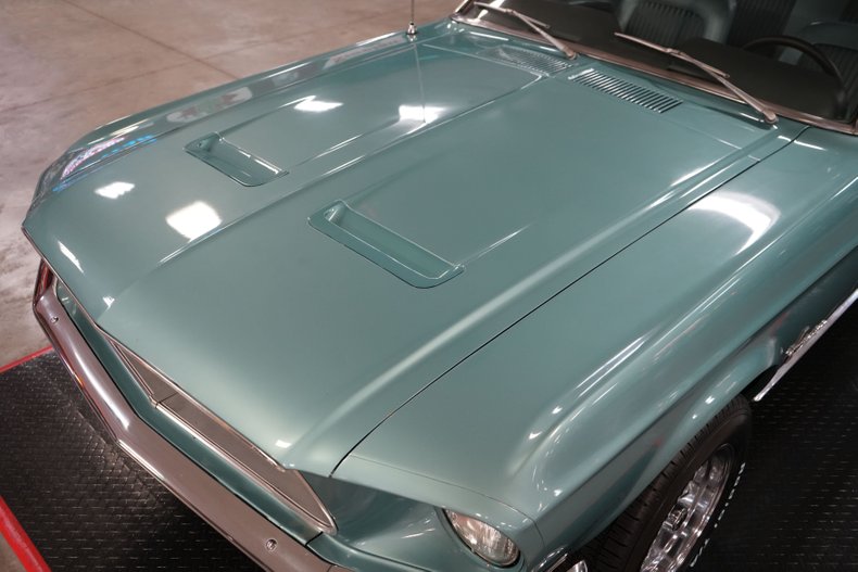 Ford-Mustang-1968-Teal-Teal-29