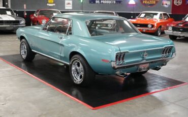 Ford-Mustang-1968-Teal-Teal-3