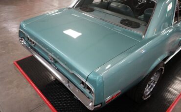 Ford-Mustang-1968-Teal-Teal-38