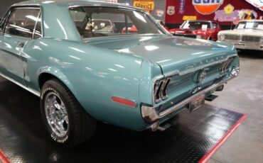 Ford-Mustang-1968-Teal-Teal-42