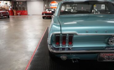 Ford-Mustang-1968-Teal-Teal-43