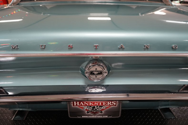 Ford-Mustang-1968-Teal-Teal-46
