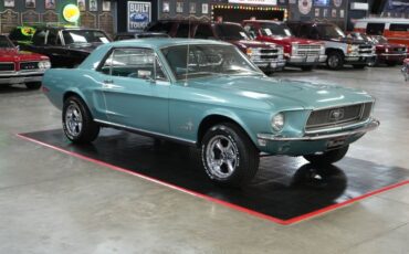 Ford-Mustang-1968-Teal-Teal-8