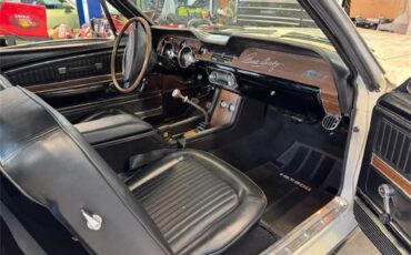 Ford-Mustang-1968-White-Black-13