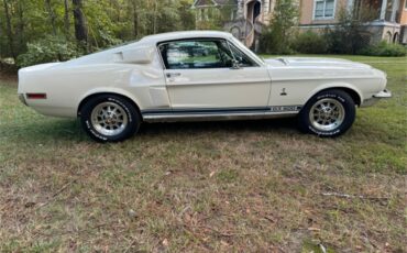 Ford-Mustang-1968-White-Black-4