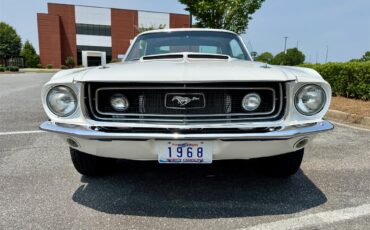 Ford-Mustang-1968-White-Red-1
