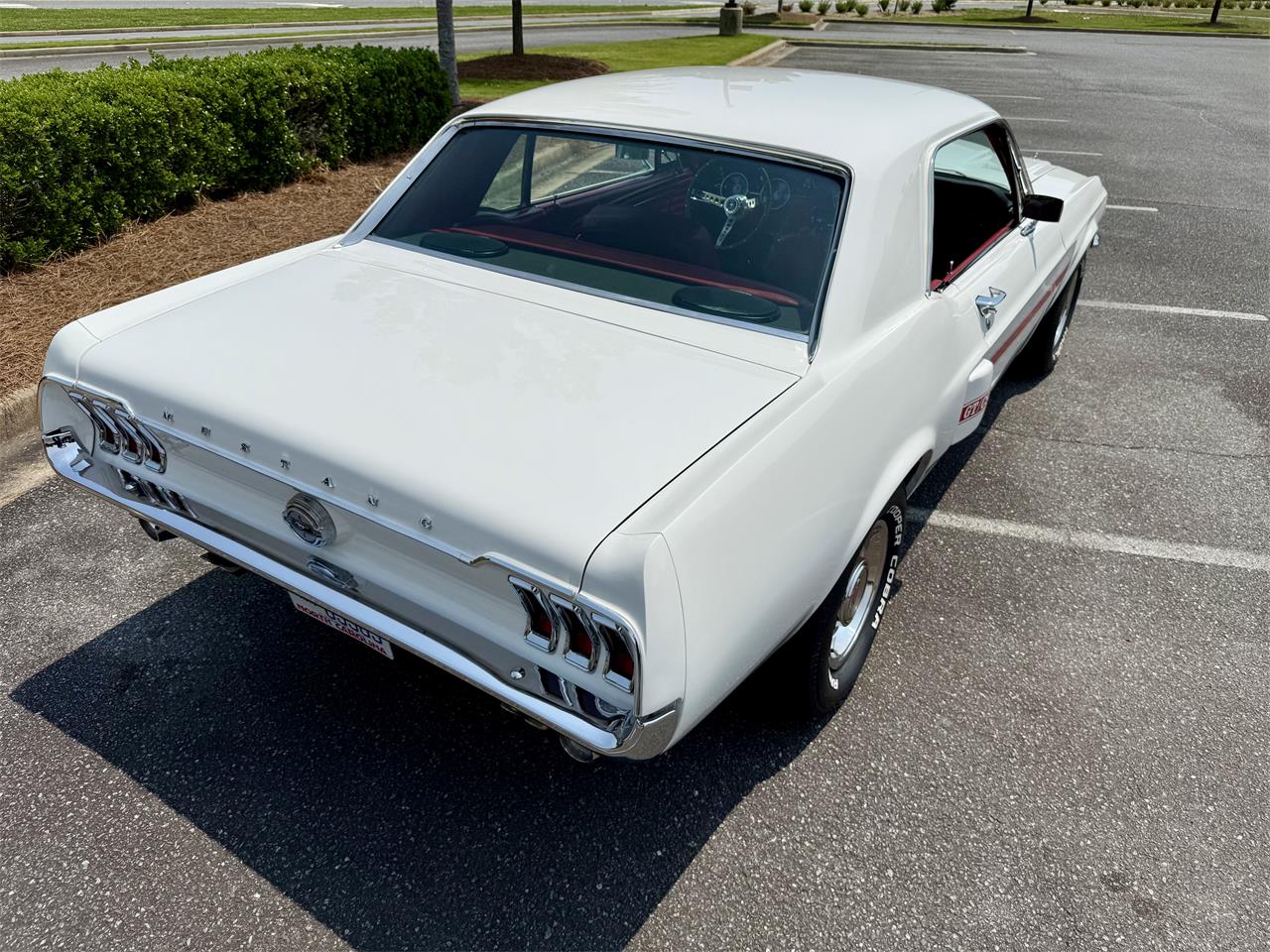 Ford-Mustang-1968-White-Red-15