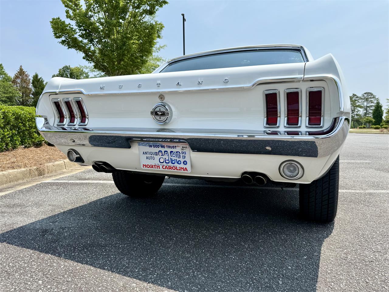 Ford-Mustang-1968-White-Red-16