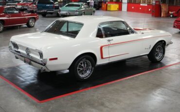 Ford-Mustang-1968-White-Red-22